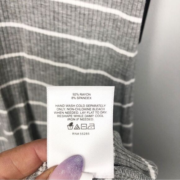 EXPRESS | NEW Gray & White Striped V-Neck Ribbed Midi Dress Women’s Size Small - Picture 9 of 9